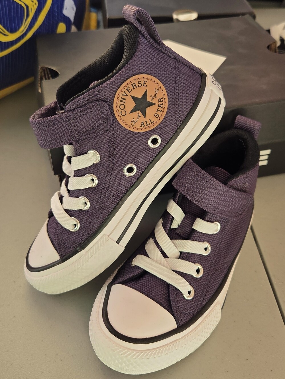 Converse Purple Canvas High-Top Toddler Sneakers Size 10.5